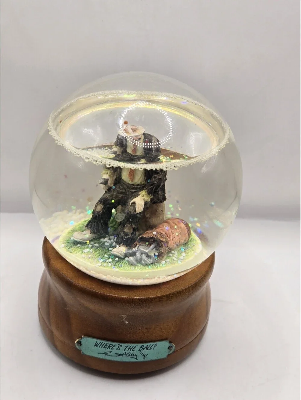 VTG Emmett Kelly Jr Where’s The Ball Clown Musical Snow Globe Music Box Flambro